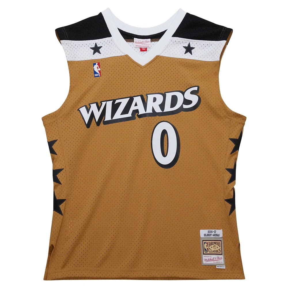 Maillot Swingman Mitchell & Ness Gilbert Arenas Gold Washington Wizards 2006/07 Hardwood Classics pour hommes