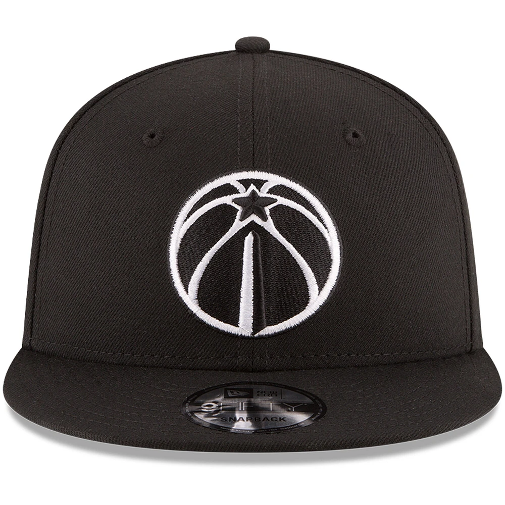 Men's New Era Black Washington Wizards Black & White Logo 9FIFTY Adjustable Snapback Hat