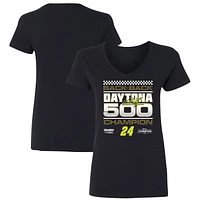 T-shirt à col en V exclusif pour femme avec drapeau damier et logo noir TBD 2025 Daytona 500