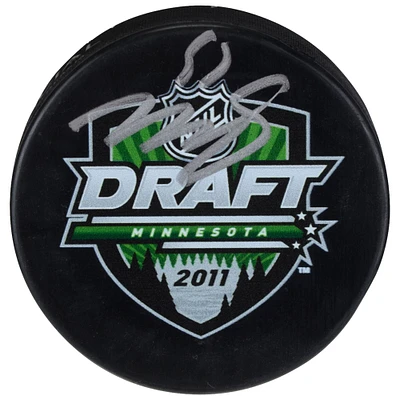 Rondelle de hockey autographiée par Mark Scheifele des Jets de Winnipeg avec le logo du repêchage 2011 de la LNH