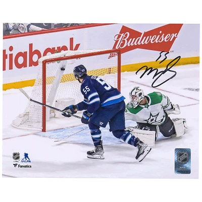 Mark Scheifele Winnipeg Jets dédicacé 8" x 10" Photographie de but en jersey bleu marine