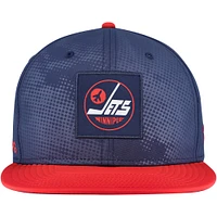 Casquette Snapback authentique Pro Rink des Jets de Winnipeg pour hommes Fanatics bleu marine/rouge