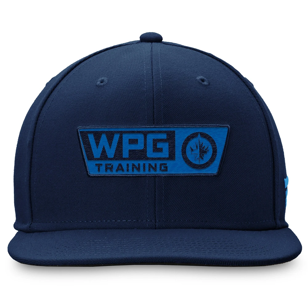 Casquette snapback authentique pour camp d'entraînement des Jets de Winnipeg Fanatics bleu marine pour homme