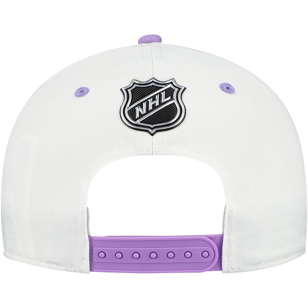Casquette ajustable authentique Pro Hockey Fights Cancer pour homme, blanche/lavande, des Jets de Winnipeg