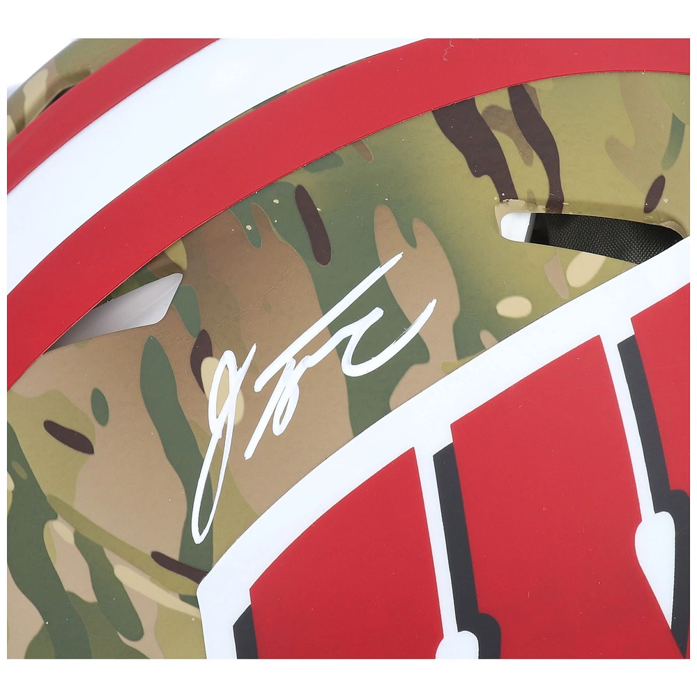 Casque authentique Riddell Camo Alternate Speed ​​autographié par Jonathan Taylor Wisconsin Badgers