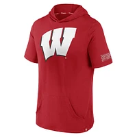 Men's Fanatics Red Wisconsin Badgers Approach Run Pullover Short Sleeve Hoodie