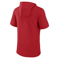 Men's Fanatics Red Wisconsin Badgers Approach Run Pullover Short Sleeve Hoodie