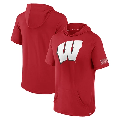 Men's Fanatics Red Wisconsin Badgers Approach Run Pullover Short Sleeve Hoodie