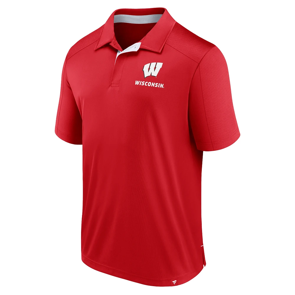 Polo Fundamental Defender rouge Wisconsin Badgers Fanatics pour homme