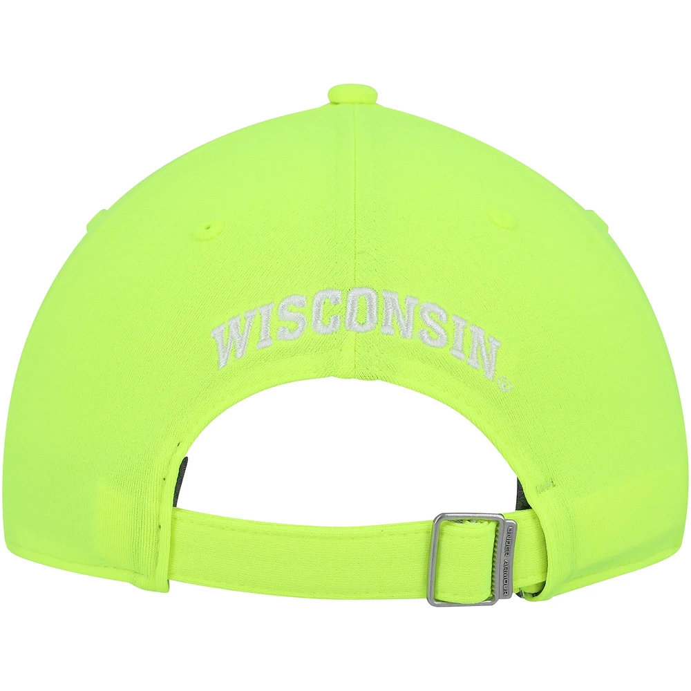 Men's Under Armour  Neon Green Wisconsin Badgers Signal Caller Performance Adjustable Hat