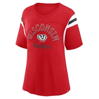 T-shirt rayé rouge Fanatics Wisconsin Badgers Tailgate pour femmes