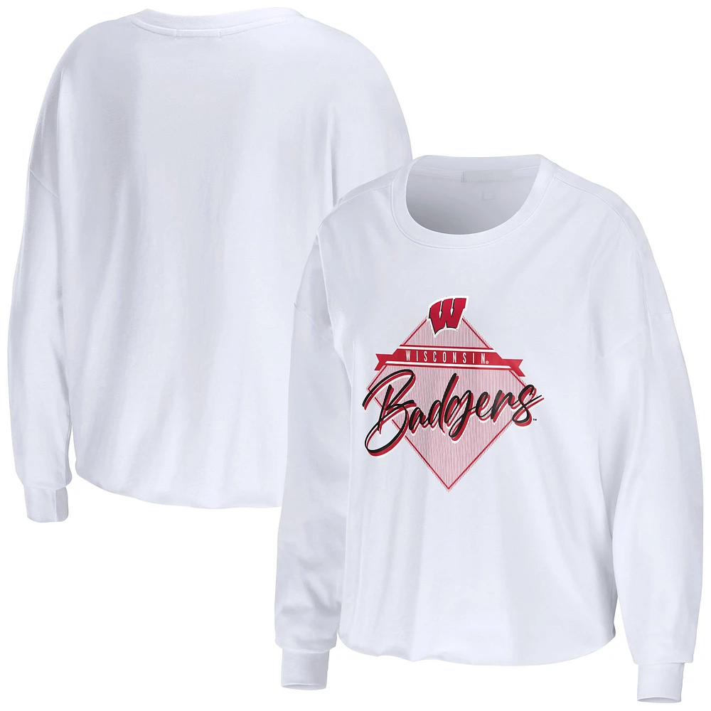 WEAR by Erin Andrews T-shirt court à manches longues avec diamants des Wisconsin Badgers blancs pour femmes