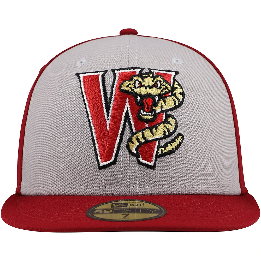 Casquette ajustée 59FIFTY de la collection authentique Wisconsin Timber Rattlers New Era pour hommes, gris/bordeaux