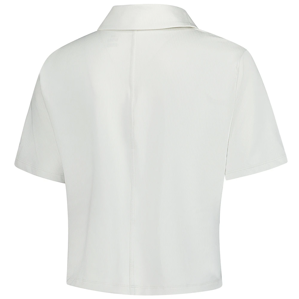 Polo blanc WM Phoenix Open Performance Drive Charm pour femme Under Armour