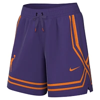 Women's Nike WNBA Logowoman Team 13 Crossover Performance Shorts