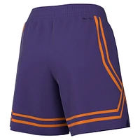 Women's Nike WNBA Logowoman Team 13 Crossover Performance Shorts