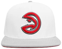 Pro Standard Pro Standard Hawks WC Crackle Wool Snapback Hat - Adult White/Grey Size One Size