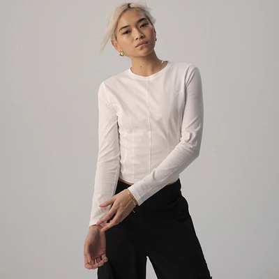 Cozi Womens Sculpted Long Sleeve T-Shirt - White