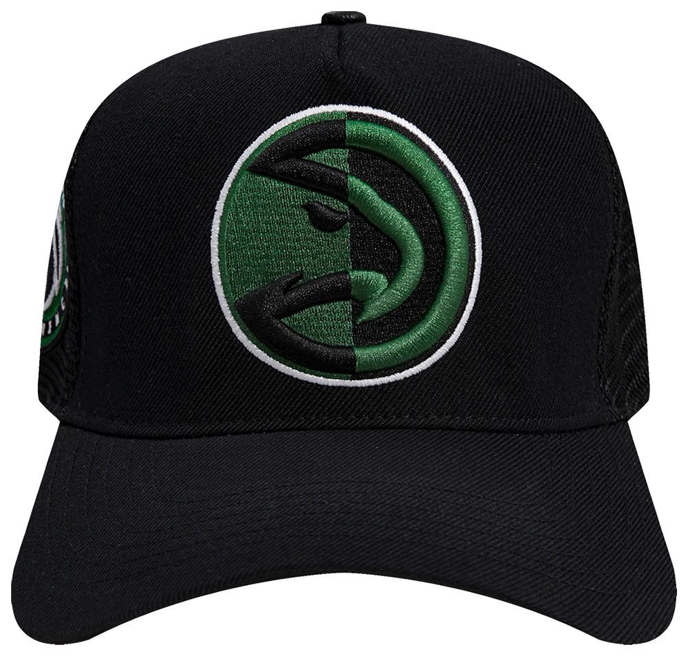 Pro Standard Pro Standard Hawks Varsity Green Trucker - Adult Black/Green/White Size One Size