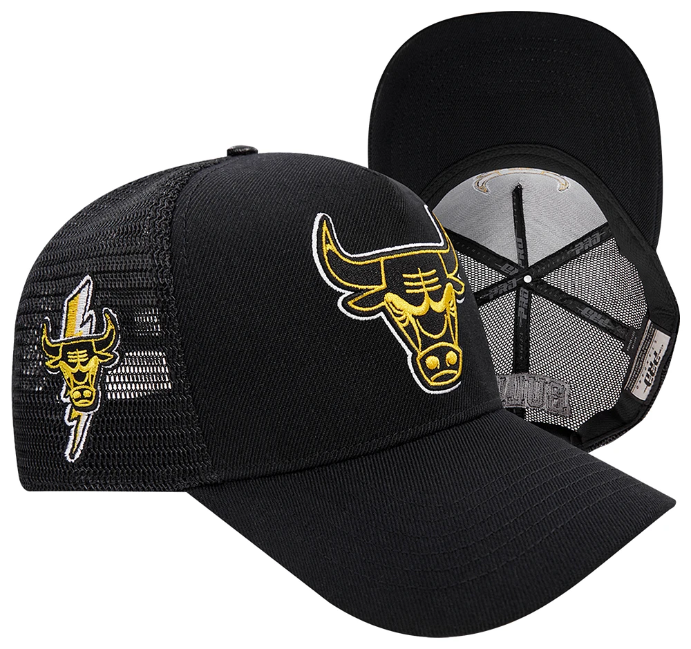 Pro Standard Pro Standard Bulls Tour Yellow Trucker - Adult Black/Green/White Size One Size