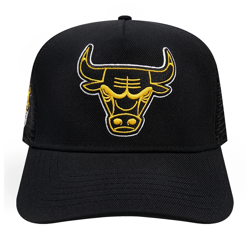 Pro Standard Pro Standard Bulls Tour Yellow Trucker - Adult Black/Green/White Size One Size