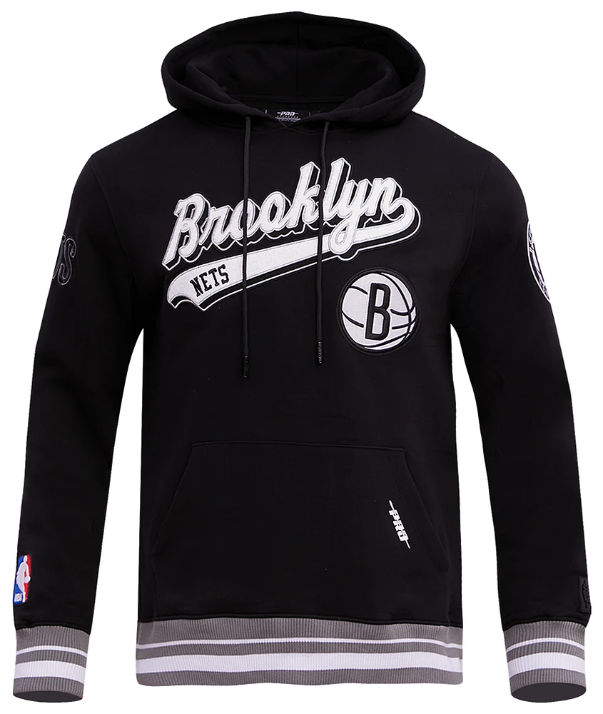 Pro Standard NETS SCRIPT TAIL RIB FLC PO HOODIE - Men's