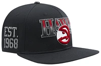 Pro Standard Mens Pro Standard Hawks Bred Pro Six Snapback Cap - Mens Black/Red Size One Size