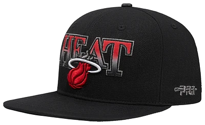 Pro Standard Mens Pro Standard Heat Bred Pro Six Snapback Cap - Mens Black/Red Size One Size