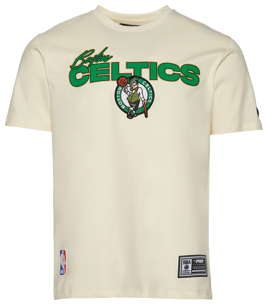 Pro Standard Celtics World Of Basketball T-Shirt - Men's