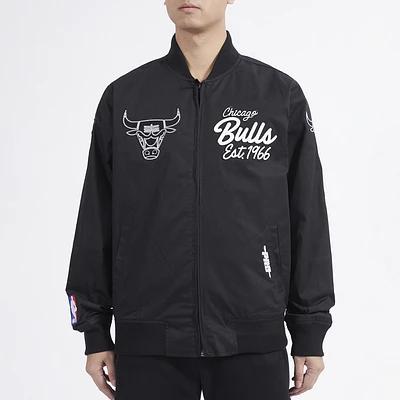 Chicago Bulls Pro Standard NBA Twill Jacket - Mens Red/Black