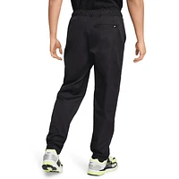 Nike Club Woven Tapered Pants  - Men's