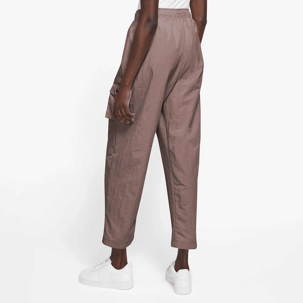 Nike Pantalon tissé cargo Essential HR - Pour femmes