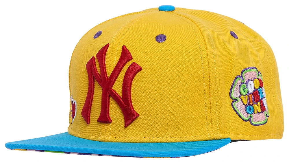 Pro Standard Pro Standard Yankees Peace & Love Wool Snapback - Adult Yellow/Multi Size One Size