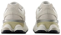 New Balance Mens 9060