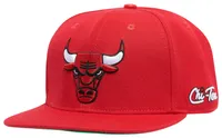 Pro Standard Bulls Multi Logo Wool Snapback Hat - Men's