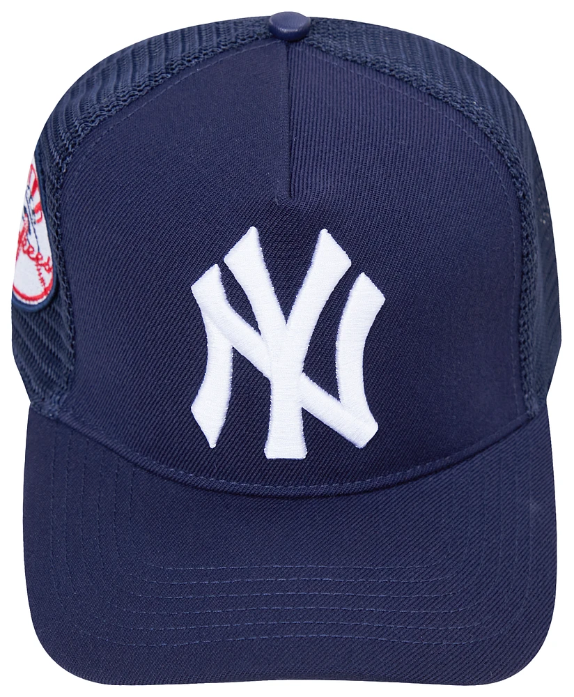 Pro Standard Pro Standard Yankees Classic Pinch Front Trucker - Adult Navy/Navy Size One Size