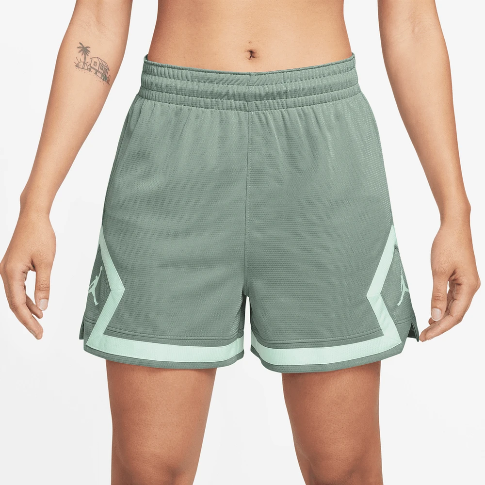 Jordan Sport Diamond Shorts 4"  - Women's