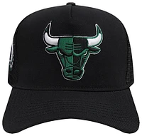 Pro Standard Pro Standard Bulls Varsity Green Trucker - Adult Black/Green/White Size One Size