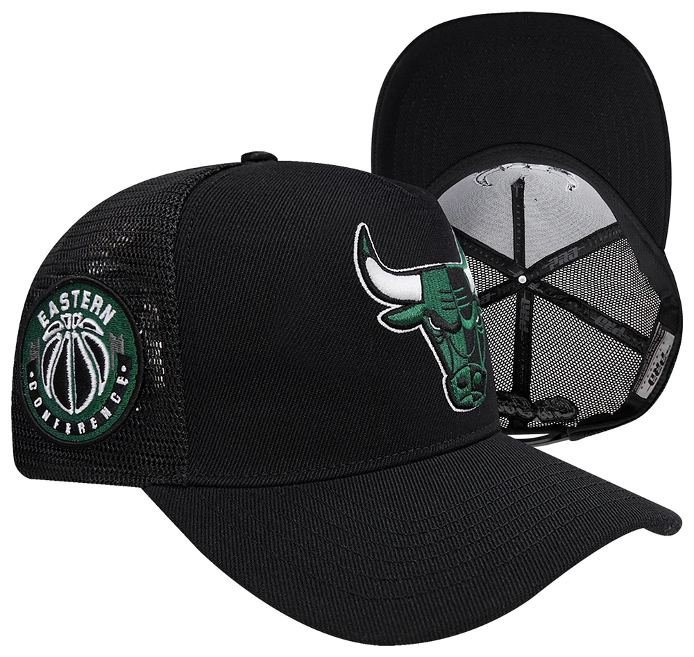 Pro Standard Pro Standard Bulls Varsity Green Trucker - Adult Black/Green/White Size One Size