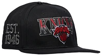 Pro Standard Knicks Bred Pro Six Snapback Cap - Men's