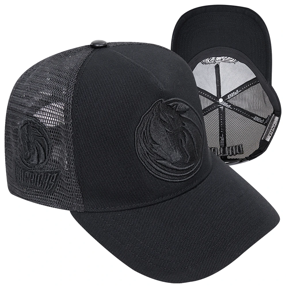 Pro Standard Mens Pro Standard Mavericks Black Out Classic Trucker - Mens Black/Black Size One Size