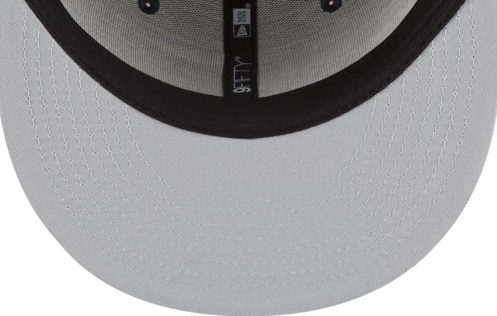 New Era Jazz Back Half 22 Snapback