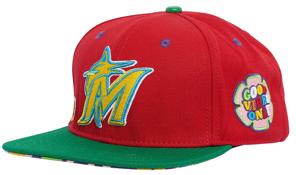 Pro Standard Pro Standard Marlins Peace & Love Snapback Hat - Adult Red Size One Size