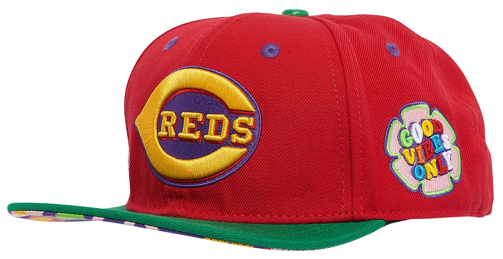 Pro Standard Pro Standard Reds Peace & Love Snapback Hat - Adult Red Size One Size