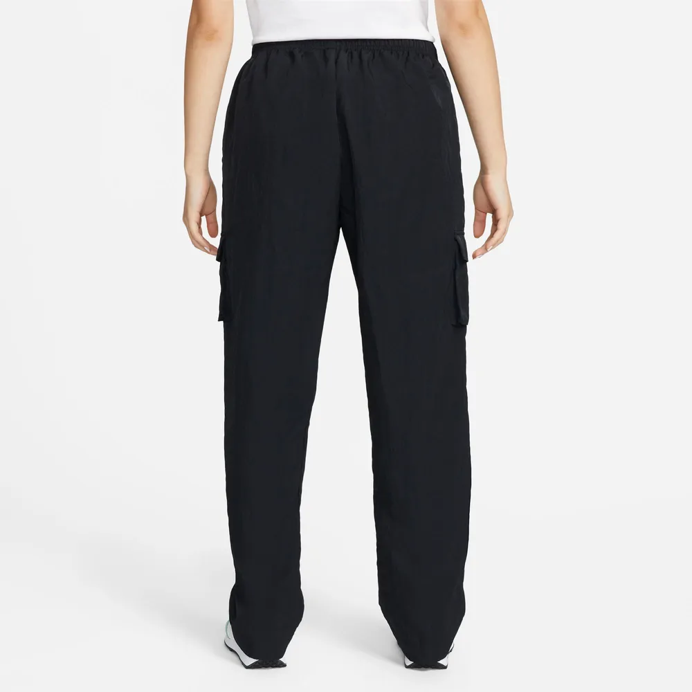 Nike Pantalon tissé cargo Essential HR - Pour femmes