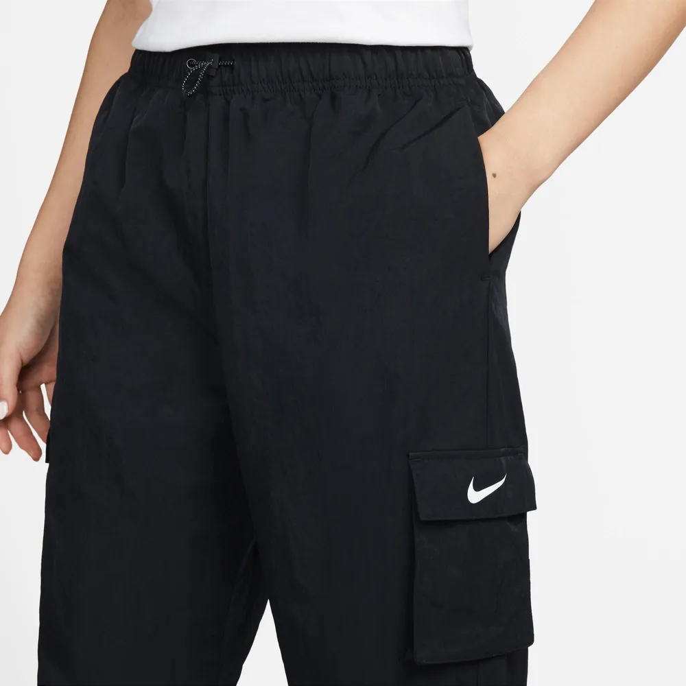 Nike Pantalon tissé cargo Essential HR - Pour femmes