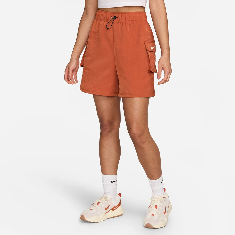 Nike Short tissé Essential - Pour femmes