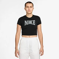 Nike Slim Graphic Crop T-Shirt  - Women's