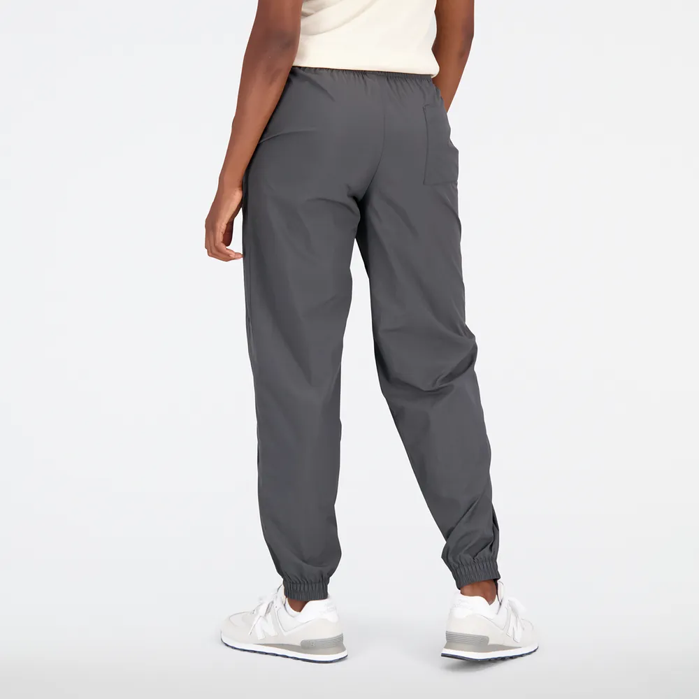 New Balance Athletic Woven Pants  - Women's