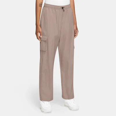 Nike Essential Woven HR Cargo Pants  - Women's